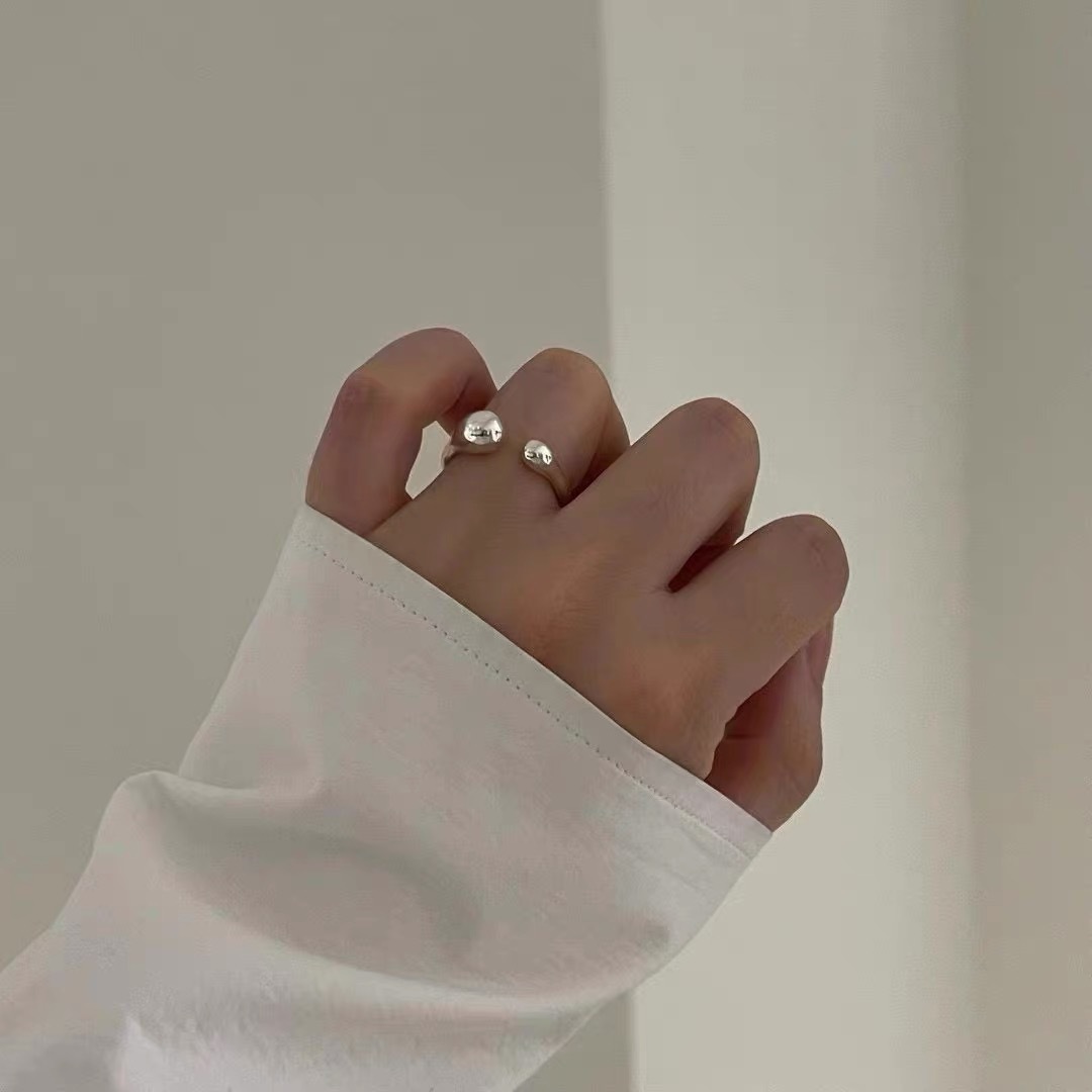 Korean version s925 pure silver solid geometric smooth water droplet-shaped irregular ring, versatile and minimalist ring details Picture