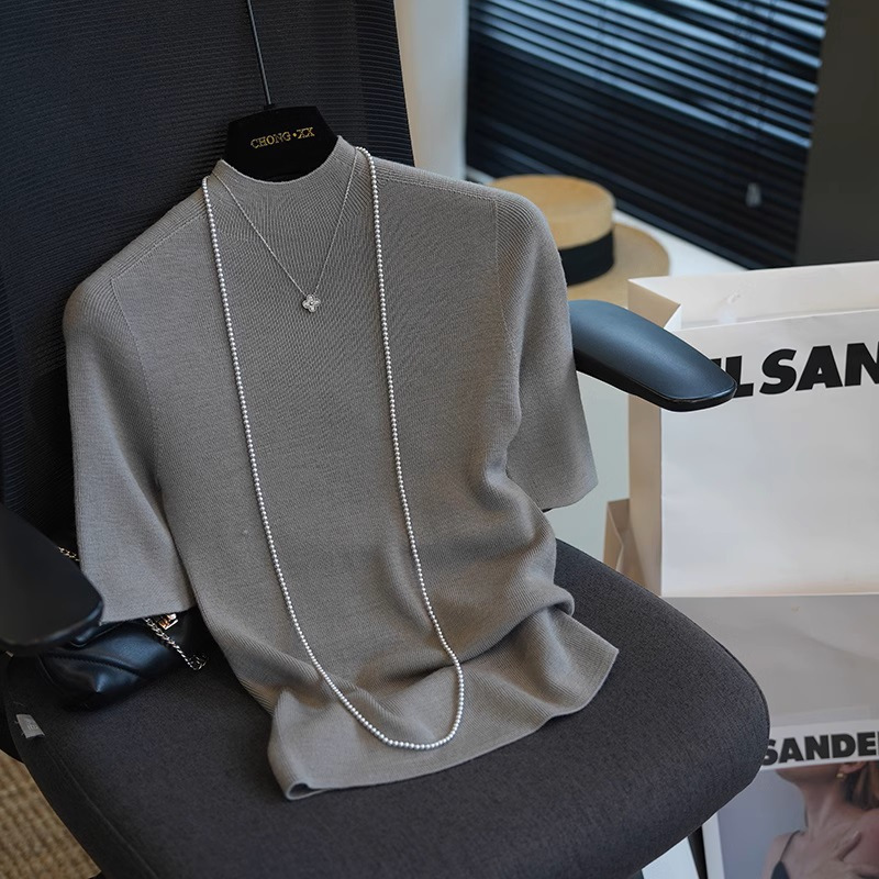 100 Fine-spun wool seamless one-piece semi-high-neck short-sleeved knitted base layer, women's slimming and form-fitting top Spring 909G 100 Fine-spun wool seamless one-piece semi-high-neck short-sleeved knitted base layer, women's slimming and form-fitting top Spring 909G