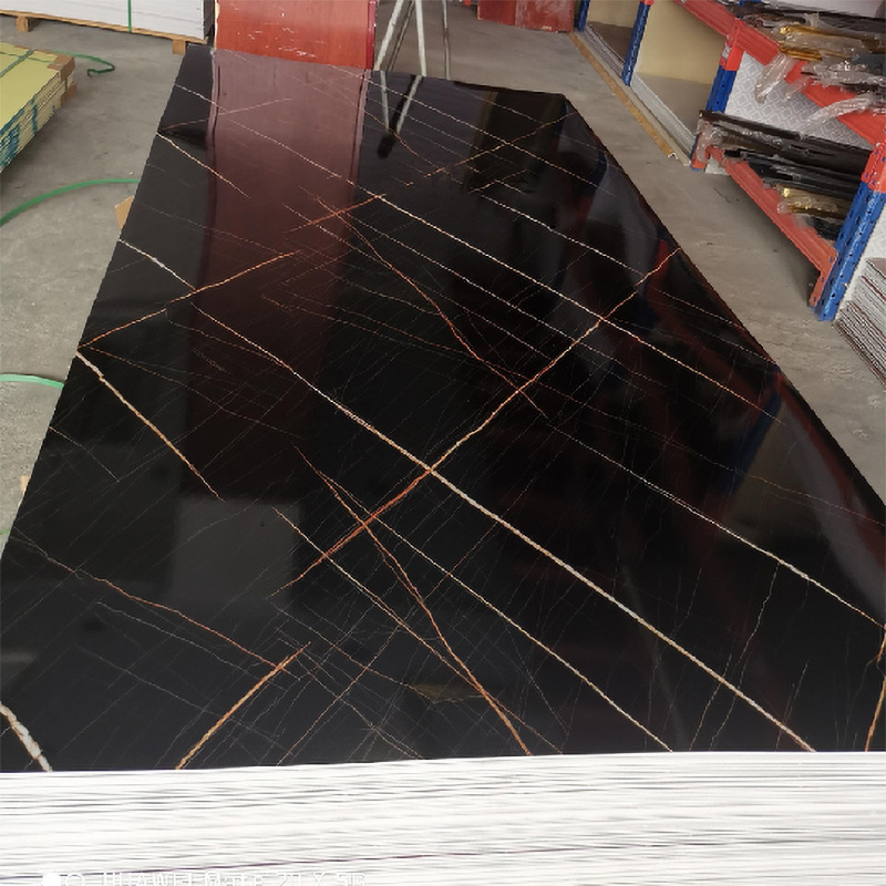 墙板/红色碳晶板/墙板pvc/格珊板/木饰面板竹木纤维细节图