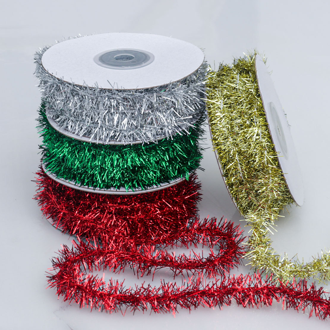 Cross-border Christmas festival colorful festival decorations, gold and silver colored strips, handcrafted strings, woolen strips, Christmas threads, scallion strips