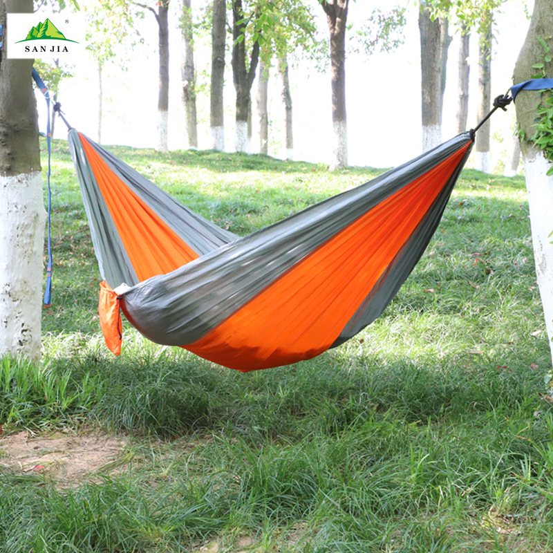 Cross-border nylon spinning hammocks, outdoor camping leisure hammocks, portable storage swings, outdoor hammocks in stock for wholesale details Picture