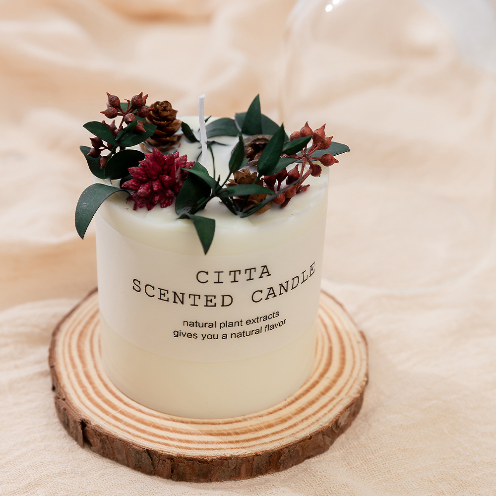 Customized forest-themed scented candles wholesale household soy wax Christmas and birthday gifts gift box sets, handcrafted Application Scenario