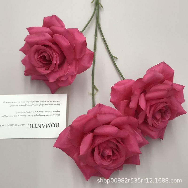 婚庆仿真3头钻石玫瑰花绢布家居软装摆件假花婚礼堂路引插花排束细节图