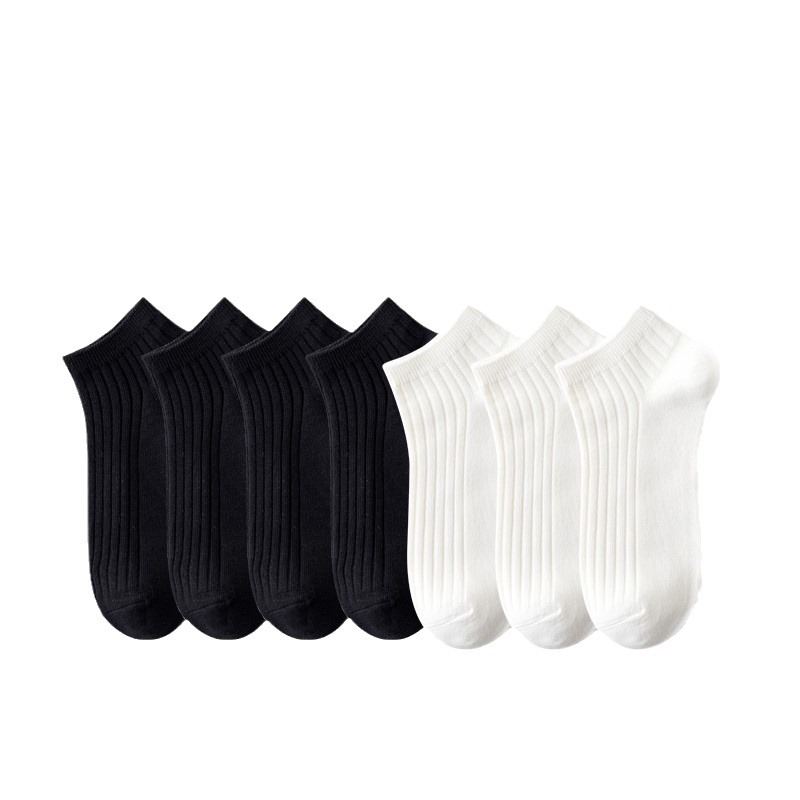 Men's cotton short-leg sports socks, thin cotton socks that don't smell your feet, spring, summer and autumn thin boat socks, black, white and gray solid color men's socks Item Picture