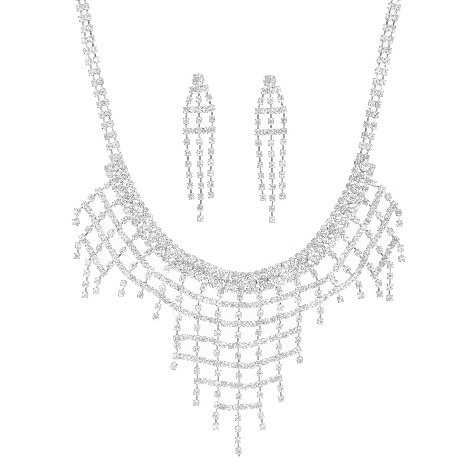 Wholesale of two-piece sets of fashionable grid tassel earrings and necklaces with three-dimensional hollowed-out design and sparkling rhinestones Application Scenario