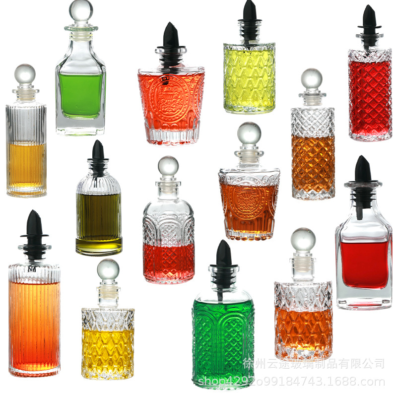 玻璃水壶/酒精棉片/酒精消毒棉片白底实物图