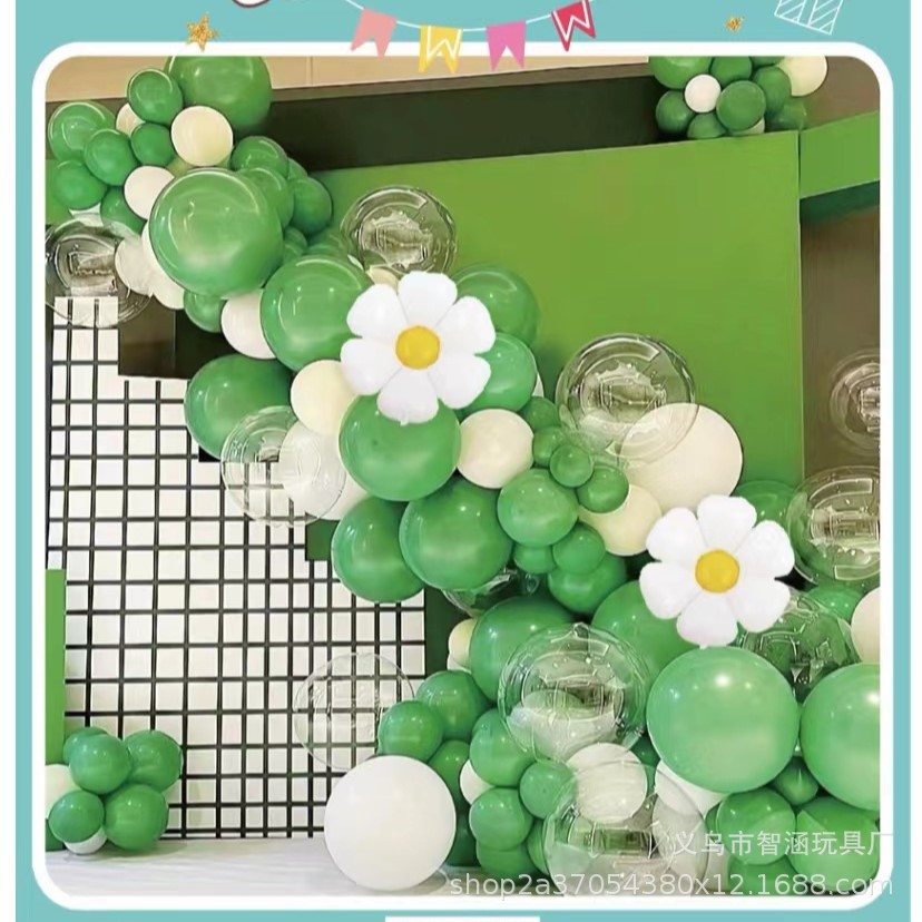 Creative design of green theme balloon set scene arrangement for birthday party balloon chain set scene arrangement Specification image