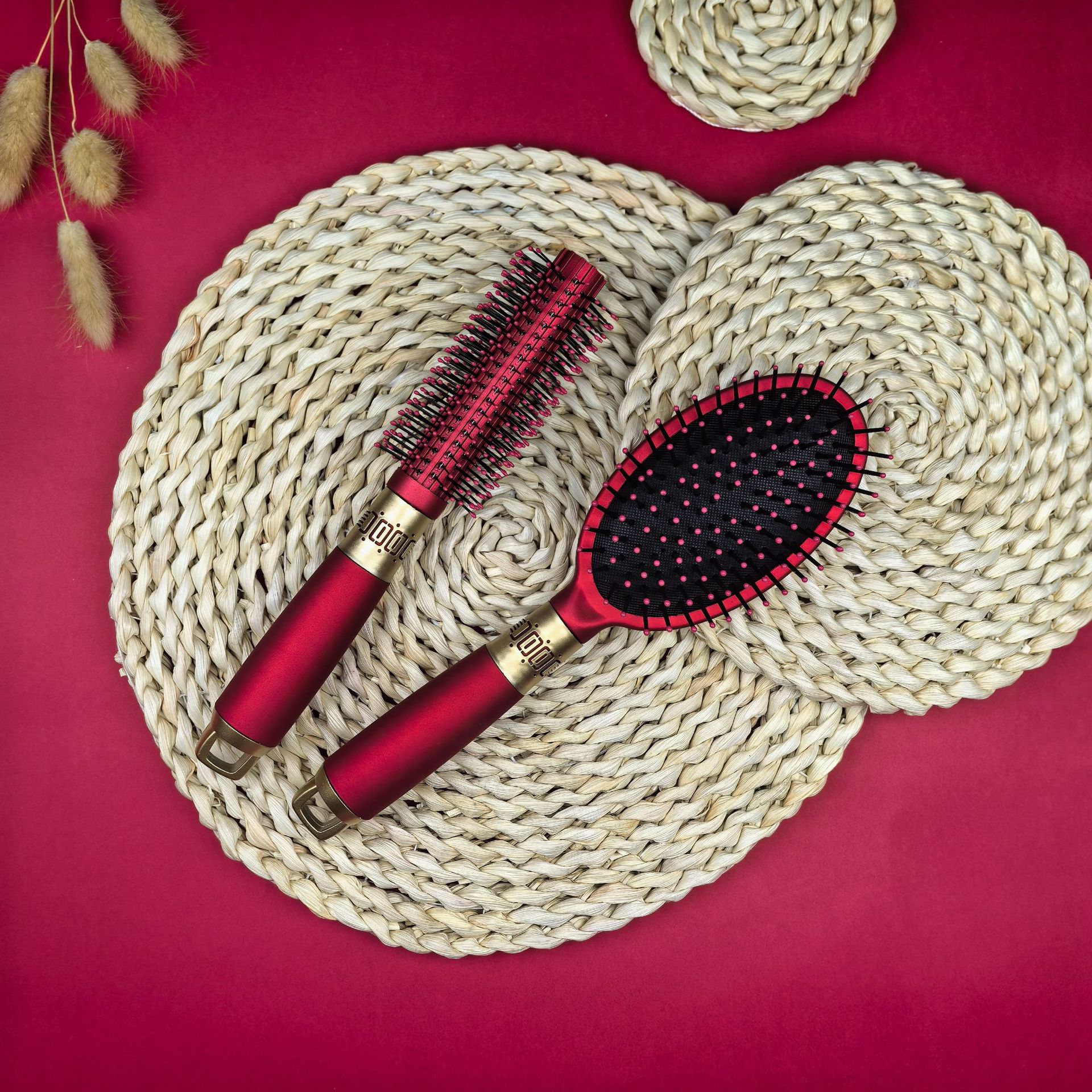 厂家批发女士气垫按摩梳方头气囊美发造型梳婚庆卷发梳红色高颅顶大弯梳详情图3