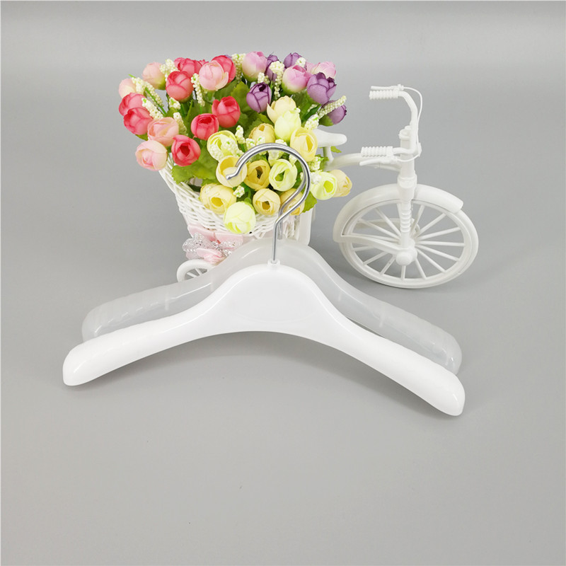 厂家直销儿童白色衣架防滑塑料加厚宝宝小孩多彩服装店童装衣服挂