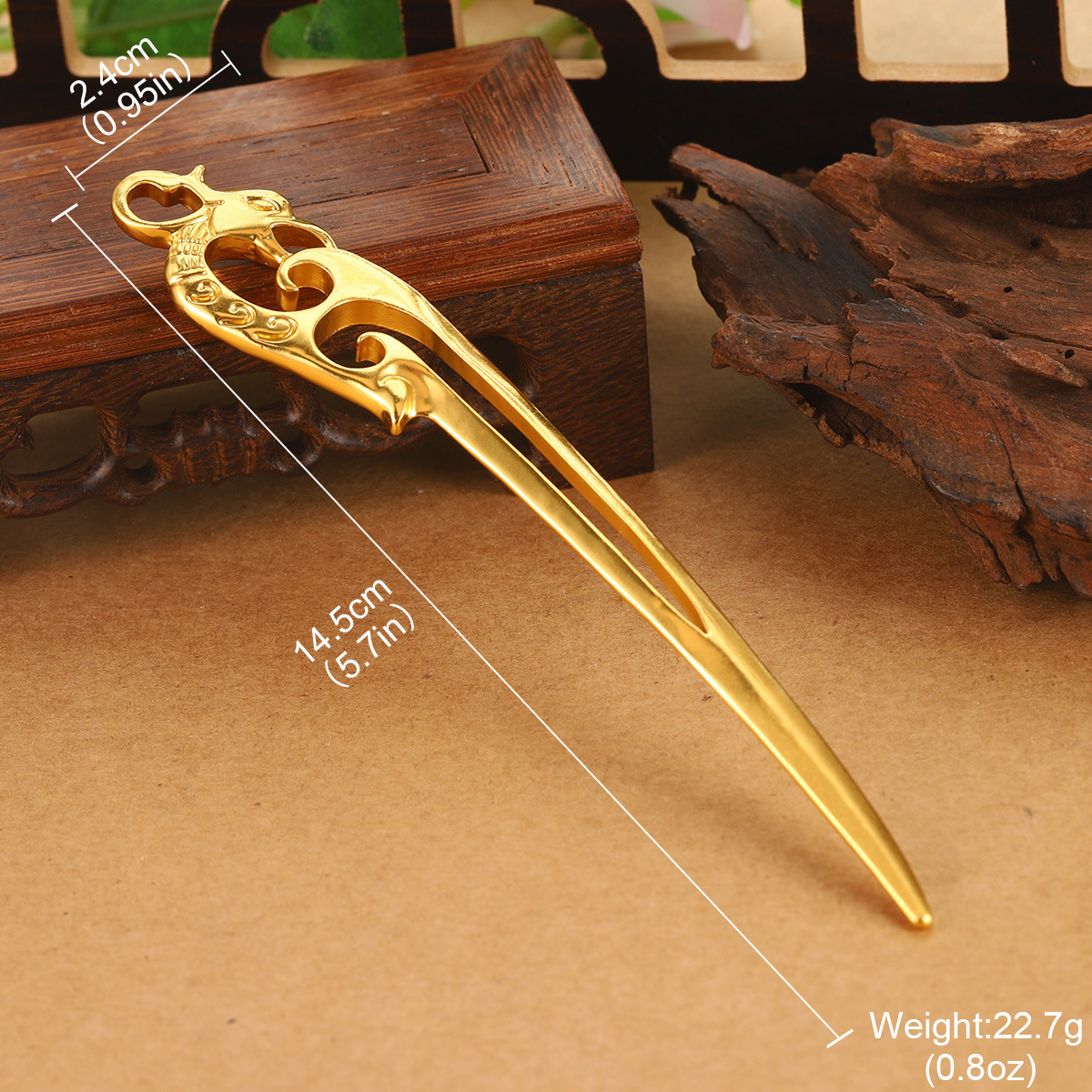 New ancient-style hair accessories, new hair forks, high-end Hanfu accessories, high-end ornaments, hollowed-out dragon geometric auspicious cloud hairpins wholesale Application Scenario
