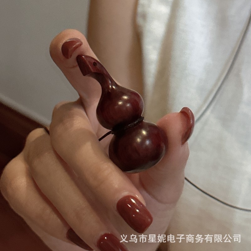 Elegant pearl short necklace, women's lanyard jewelry, classic, simple, fashionable and versatile accessory Specification image