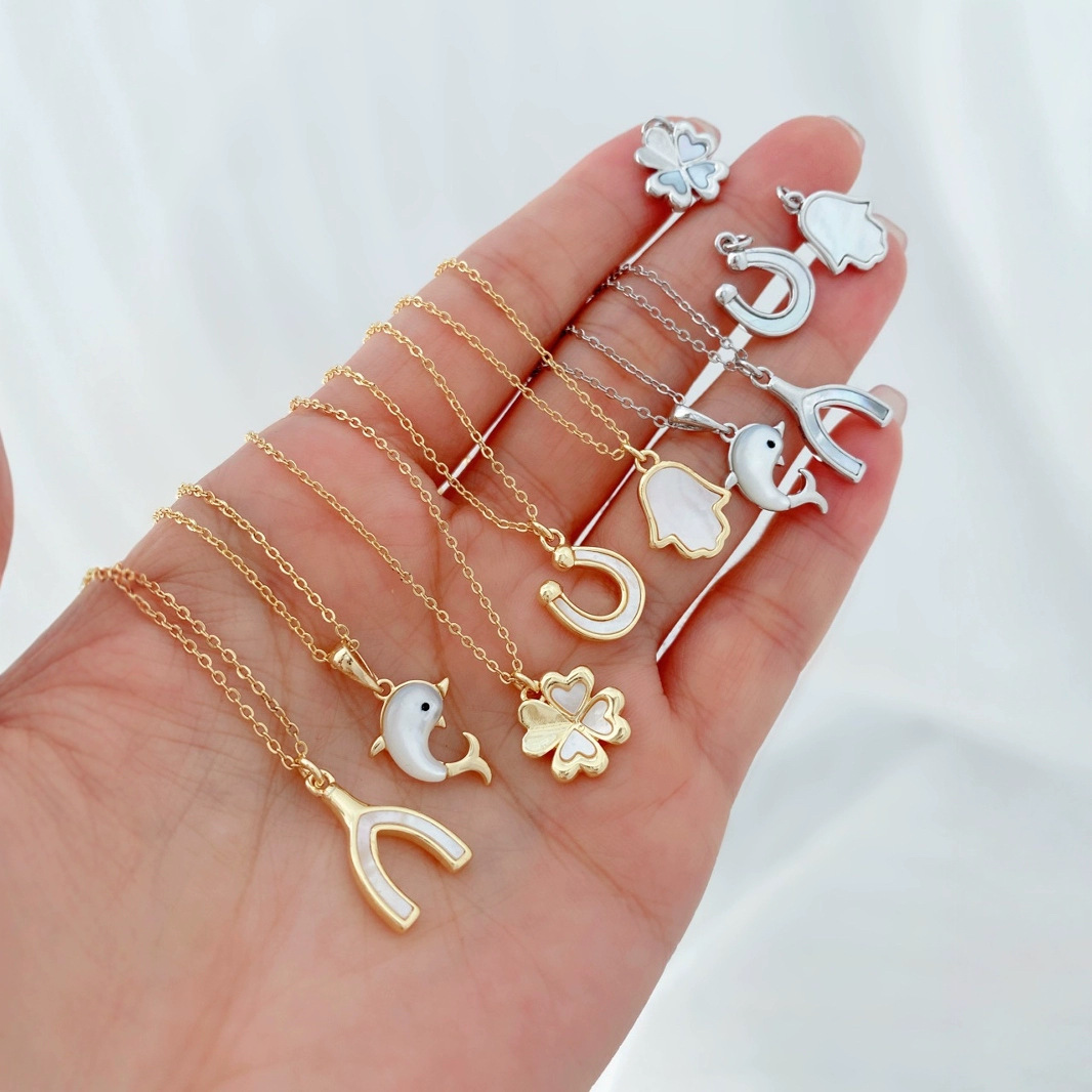 18K gold color-preserving adhesive natural mother-of-pearl small dolphin four-leaf clover pendant, handcrafted jewelry pendant, DIY necklace pendant details Picture