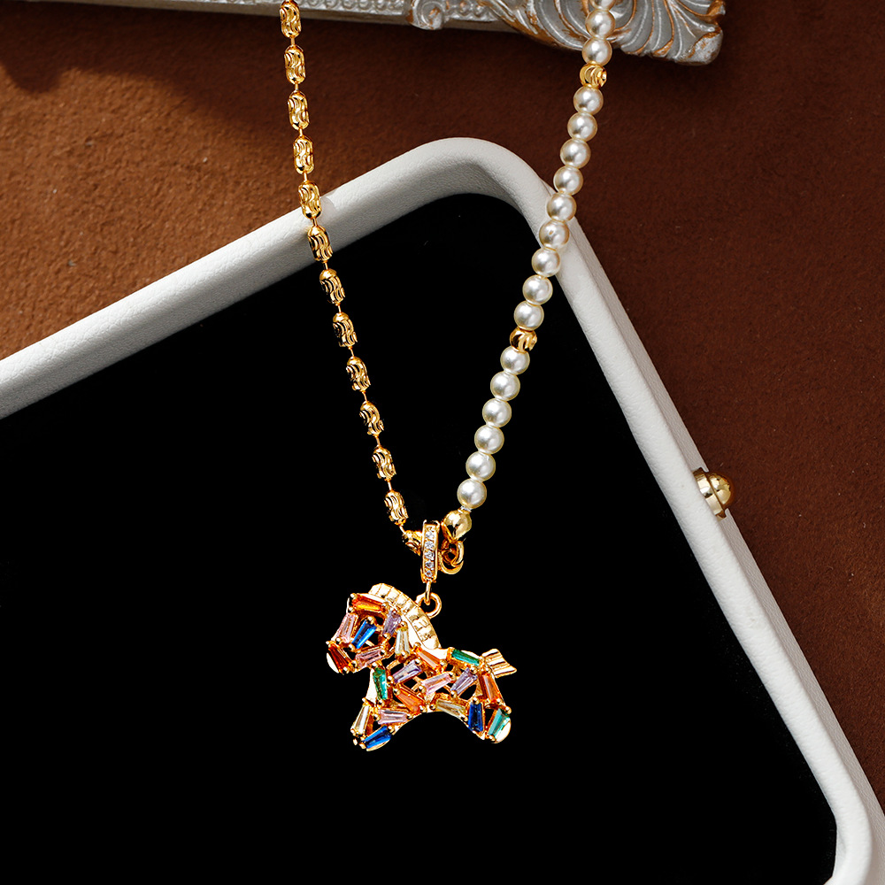 Hyacinth is about to release a high-end women's 2026 new style zirconium diamond pony necklace with a stunning patchwork autumn and winter sweater chain Specification image