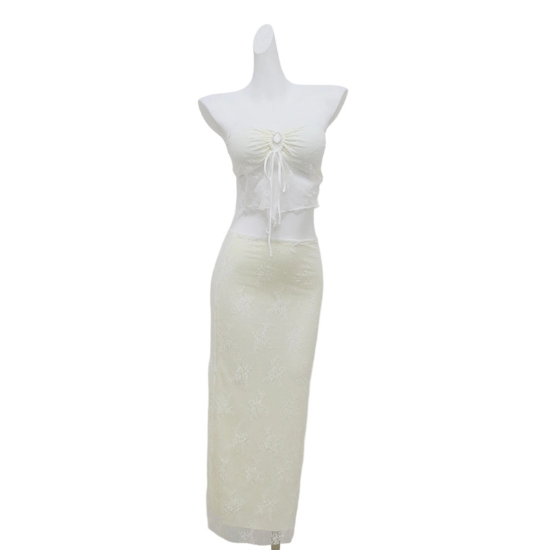 2026 New Goddess Sexy Swimsuit, slimming and charming for women, Island vacation photo Sexy lace strapless three-piece swimsuit 125218 Item Picture