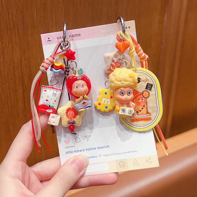 diy小提溜星星人串珠钥匙扣小挂件可爱包包萌粒改娃公仔玩偶挂饰