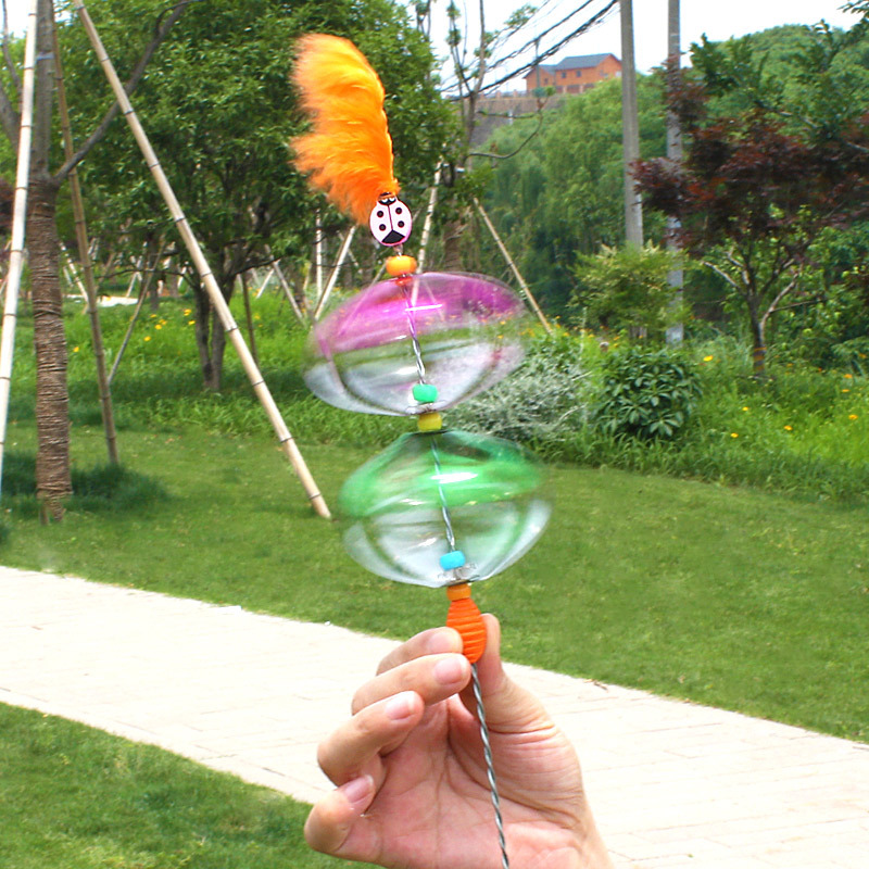 Happy Zhuanzhuan Le Kindergarten's ground promotion: Cool and Fun diy Gourd Windmill traditional children's educational toys wholesale Application Scenario
