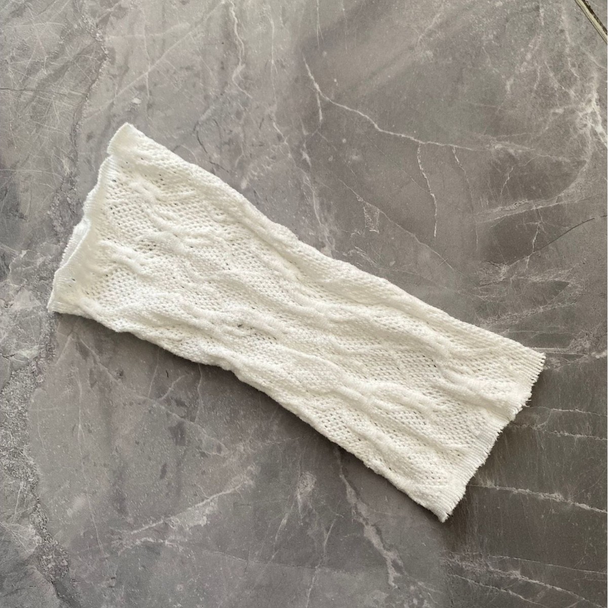 Changxin offers a wide range of wig and wig products for export to Europe and America, including head covers and palm socks
