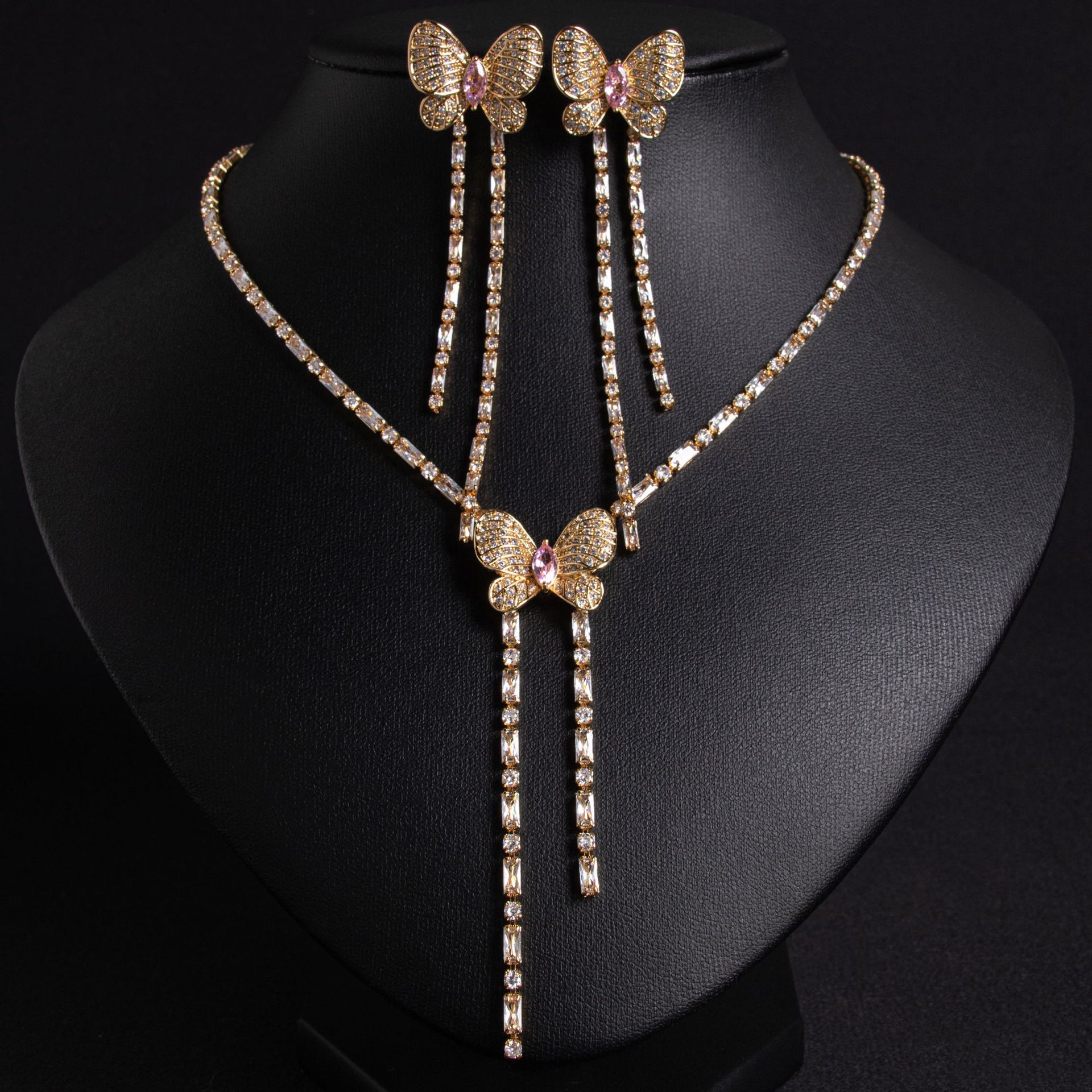 Cross-border new Xiaohongshu Super Fairy Butterfly tassel necklace, light luxury Butterfly Fairy long earrings set wholesale LYTJ30417 Getisa Jewelry and Accessories wholesale details Picture