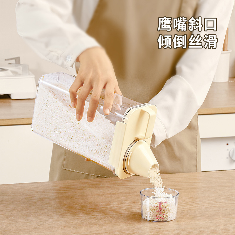 Portable grain jar, sealed jar, five-grain storage box, dry goods moisture-proof and fresh-keeping box, kitchen spice storage jar Application Scenario