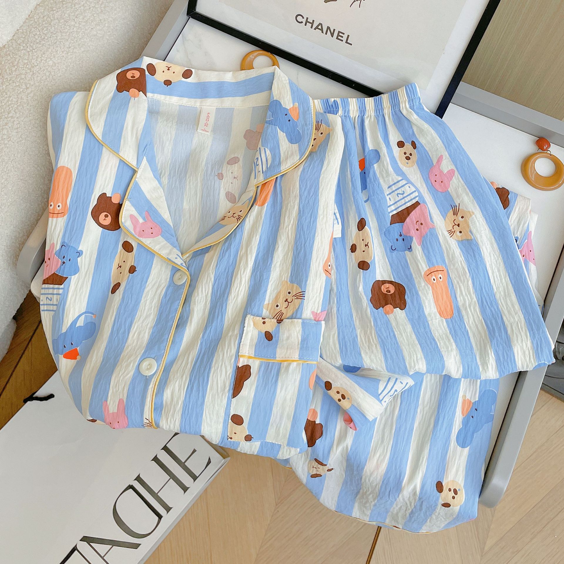 New pure cotton long-sleeved and long pants pajamas for girls spring and autumn, cute colorful polka dot cloud cotton home wear set Specification image