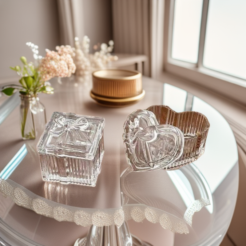 Heart-shaped glass bottle embossed decorative item, glass ball, European-style girlish storage box, retro bow jewelry box
