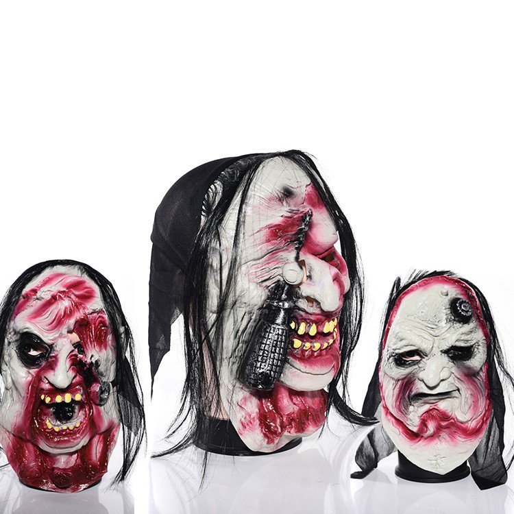 Wholesale of Halloween masquerade ball masks, terrifying long-necked ghost faces, latex headgear, prank zombie demon masks