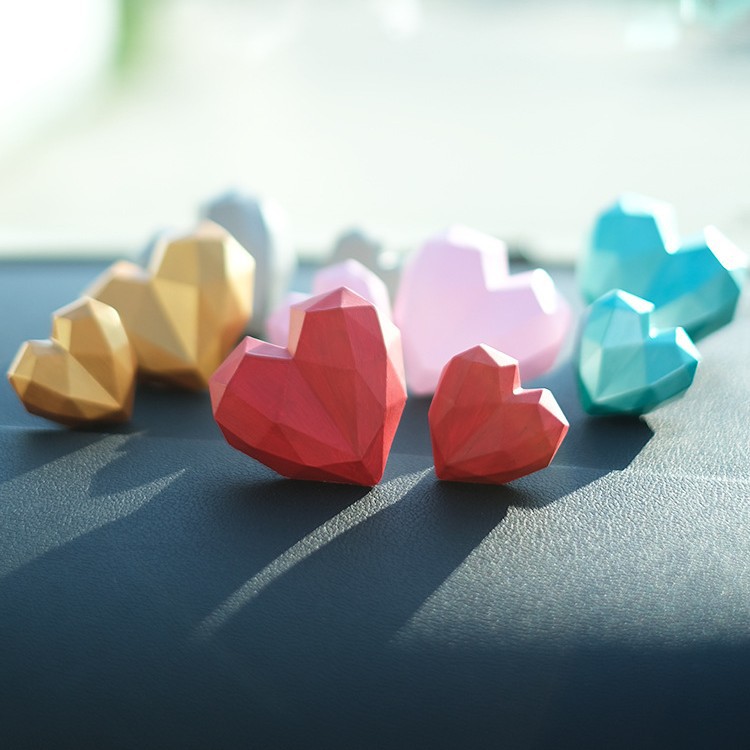 汽车摆件实物图