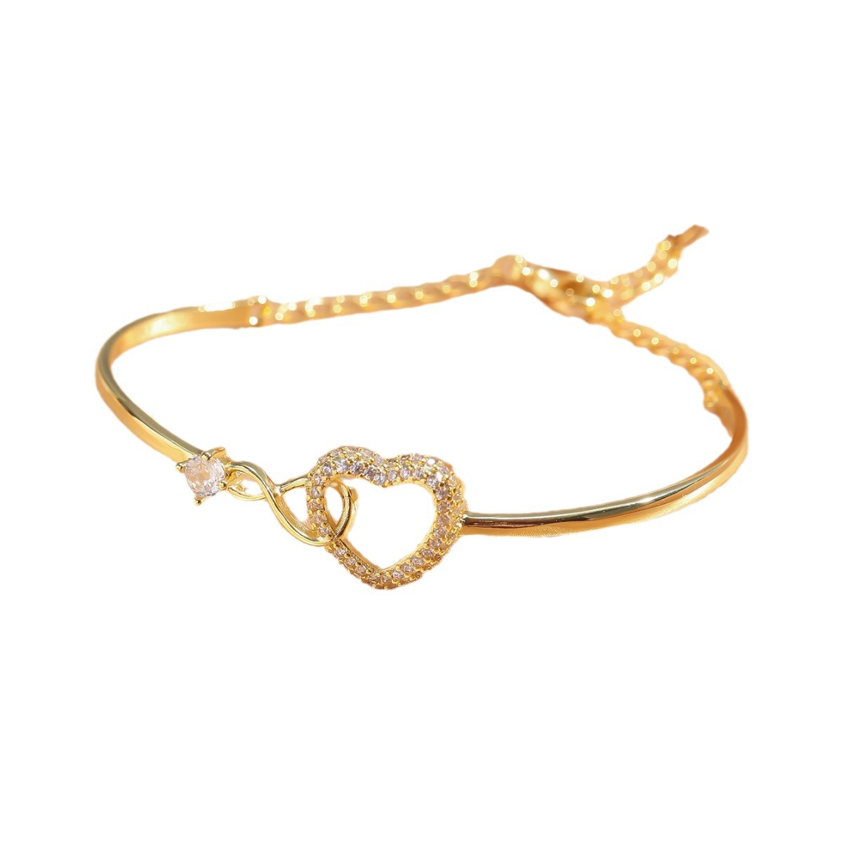 The new Spring 2024 heart-shaped tail chain bracelet, a fashionable and niche style women's jewelry, is a huge hit. Factory direct sales bracelet Item Picture