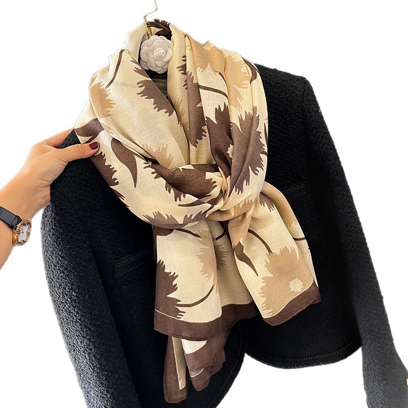 This is a new 2025 Korean-style versatile and warm autumn and winter cotton and linen scarf for women. It is a long shawl and can be paired with a thin silk scarf Item Picture