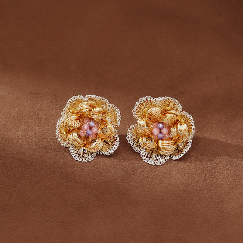Designer handcrafted gold thread woven three-dimensional flower earrings 2026 live-streaming bestseller earrings, fashionable, individual and high-end details Picture