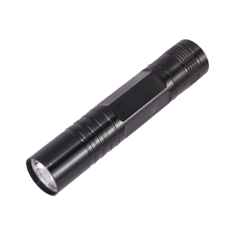 手电筒/小型手电/战术手电筒/久量/手电筒手电白底实物图