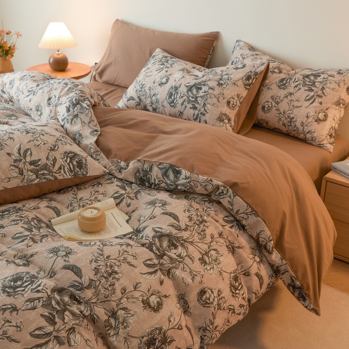 Coral flower pattern bedding set, four-piece set, hotel four-season single bedding, cartoon style details Picture