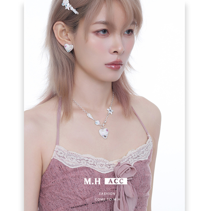Tidal Star Shell Heart Necklace for women's summer vacation style, sweet original design, high-end, exquisite and light luxury collarbone chain Specification image