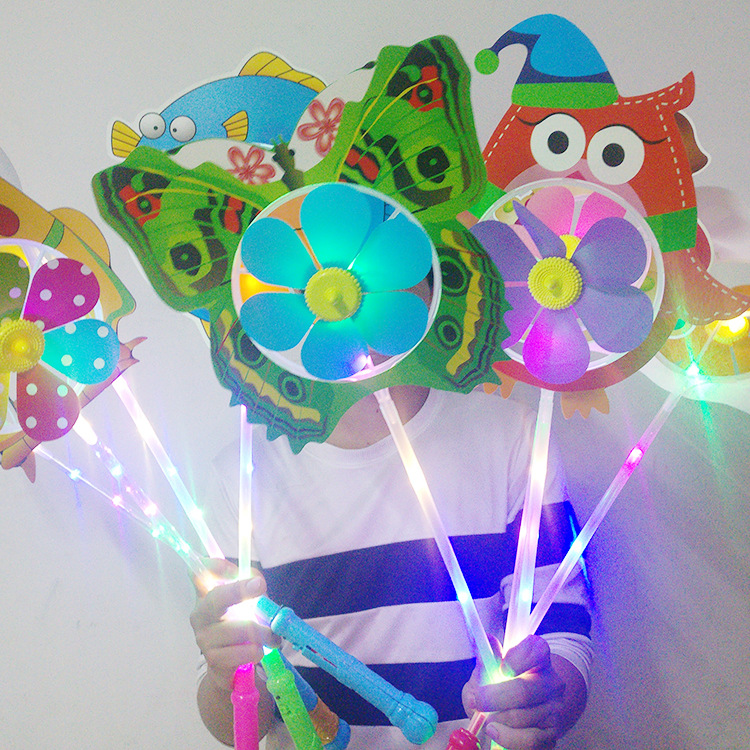 Children's outdoor toys, creative glowing windmills, seven-color flashing cartoon windmills, popular night market street stalls, and small commodities details Picture