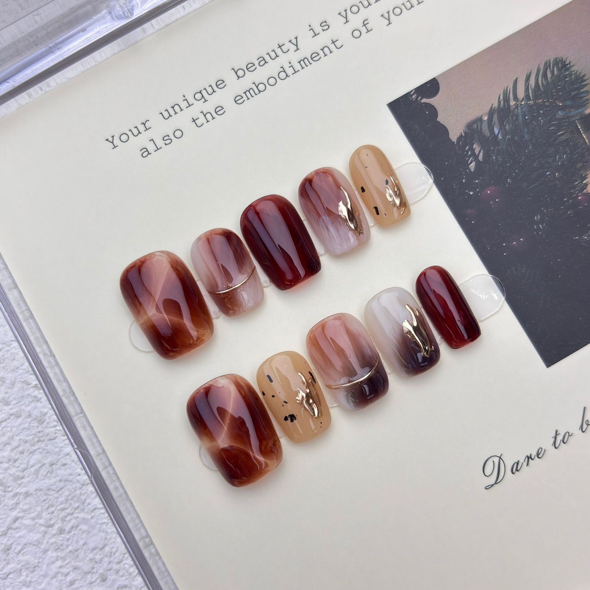 【落日】秋冬美拉德焦糖金属晕染纯手工复古高级感穿戴甲批发细节图