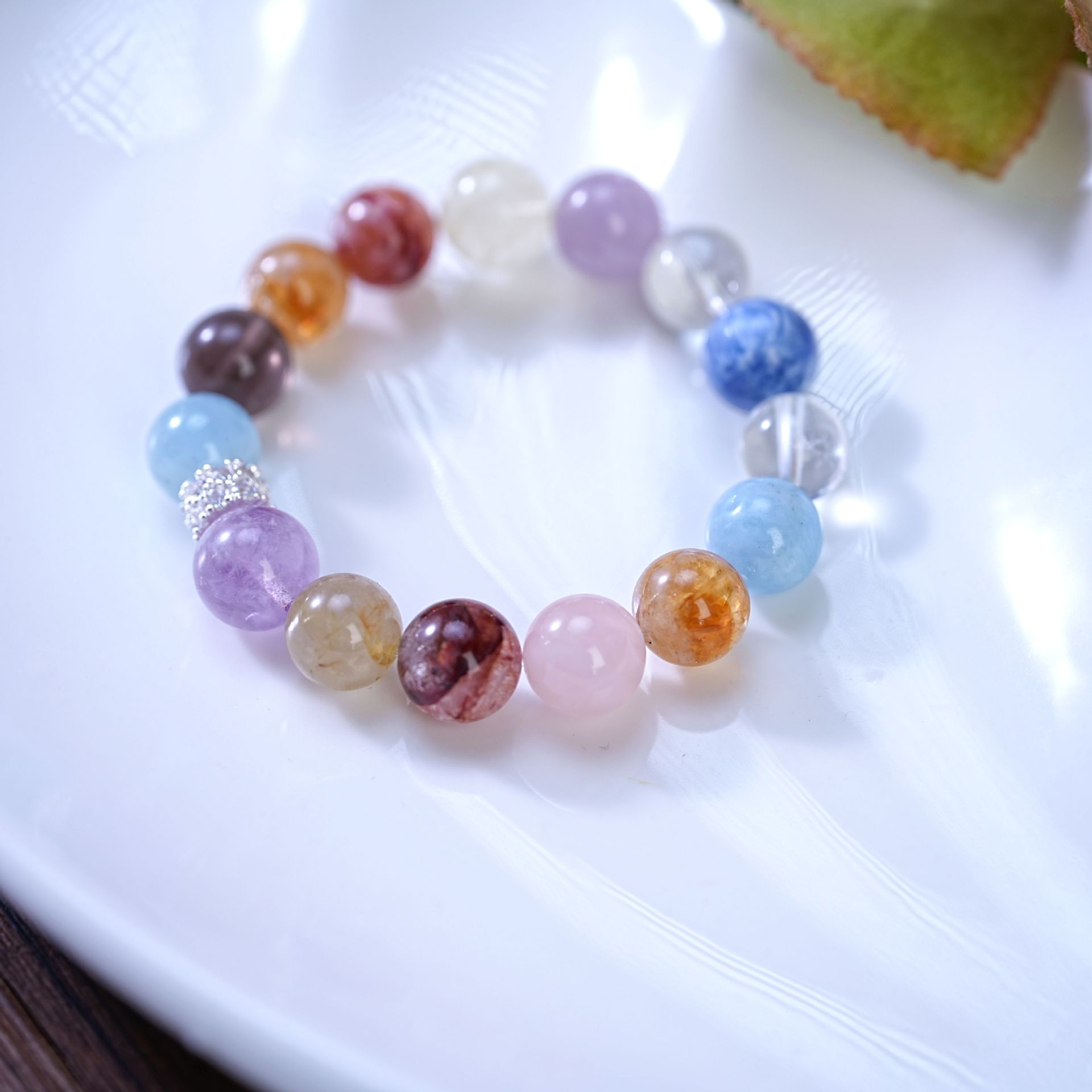 Natural blue crystal multi-treasure crystal beaded bracelet, dopamine light luxury sweet design women's bracelet, wealth-attracting accessory Specification image