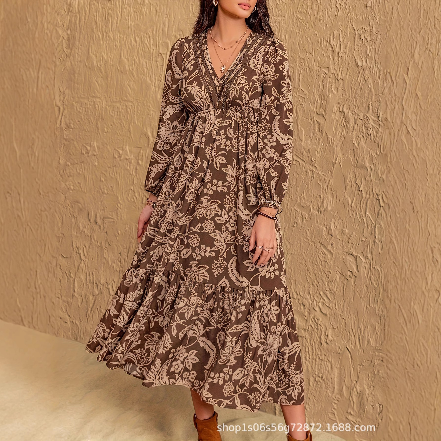 Women's floral printed Bohemian V-neck lace dress is suitable for new cross-border styles from Europe and America during festivals Application Scenario