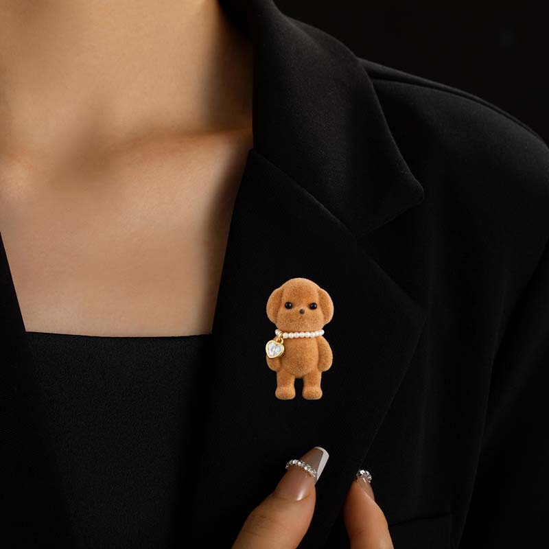 Cute and adorable plush little VIP brooch, new fashionable little animal dog brooch, exquisite plush figurine brooch details Picture