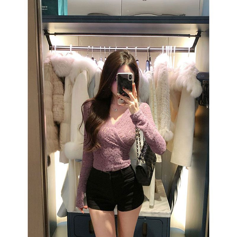御姐轻熟风V领交叉蕾丝衫女秋冬季性感内搭打底衫收腰修身T恤上衣细节图