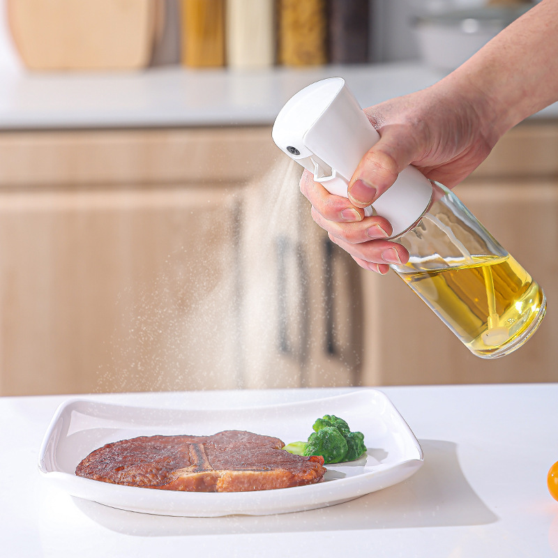 Wholesale household oil spray bottles, kitchen transparent glass oil bottles, press edible oil spray bottles, precise oil control spray bottles Application Scenario
