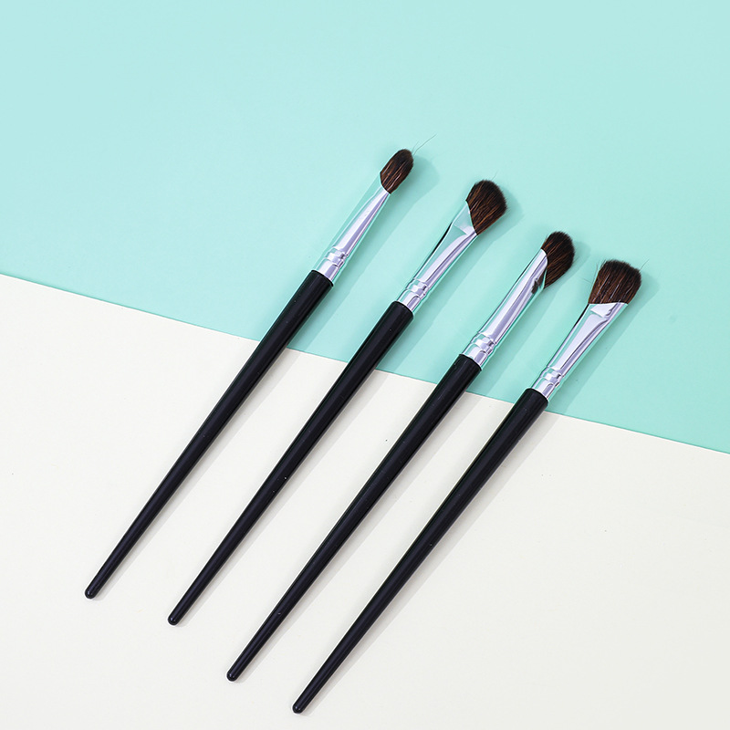 沧州化妆刷马毛镰刀鼻影刷动物毛细节修容美妆工具批发定制眼影产品图