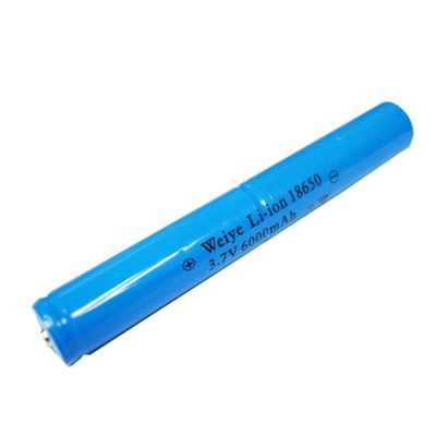 The capacity of the lithium battery for recharging the flashlight is 18650 battery, 3.7v, and the parallel battery charging tip is 1200-2200 mah Specification image