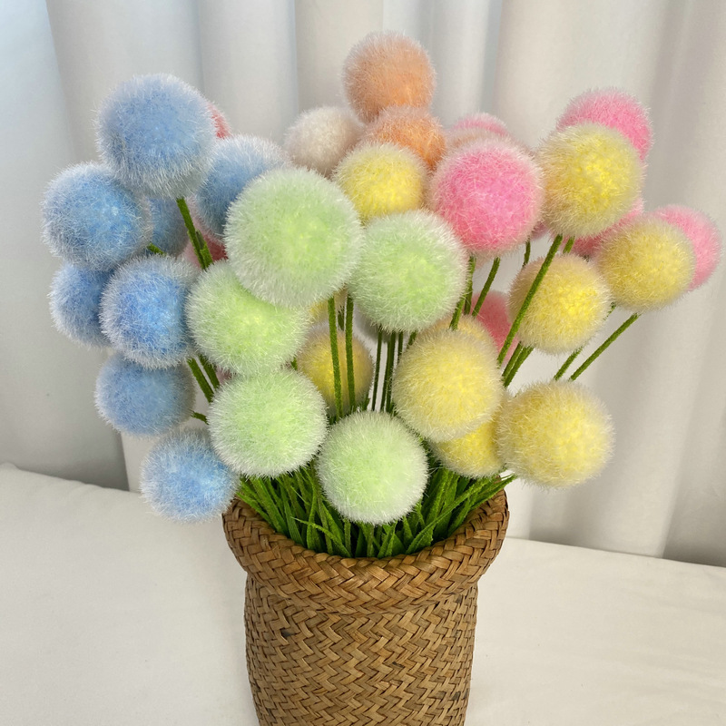 Simulated 5-fork pom-pom flocked leaves, wedding hall, cute style, home decoration, dining table, flower arrangement, accessories and ornaments details Picture