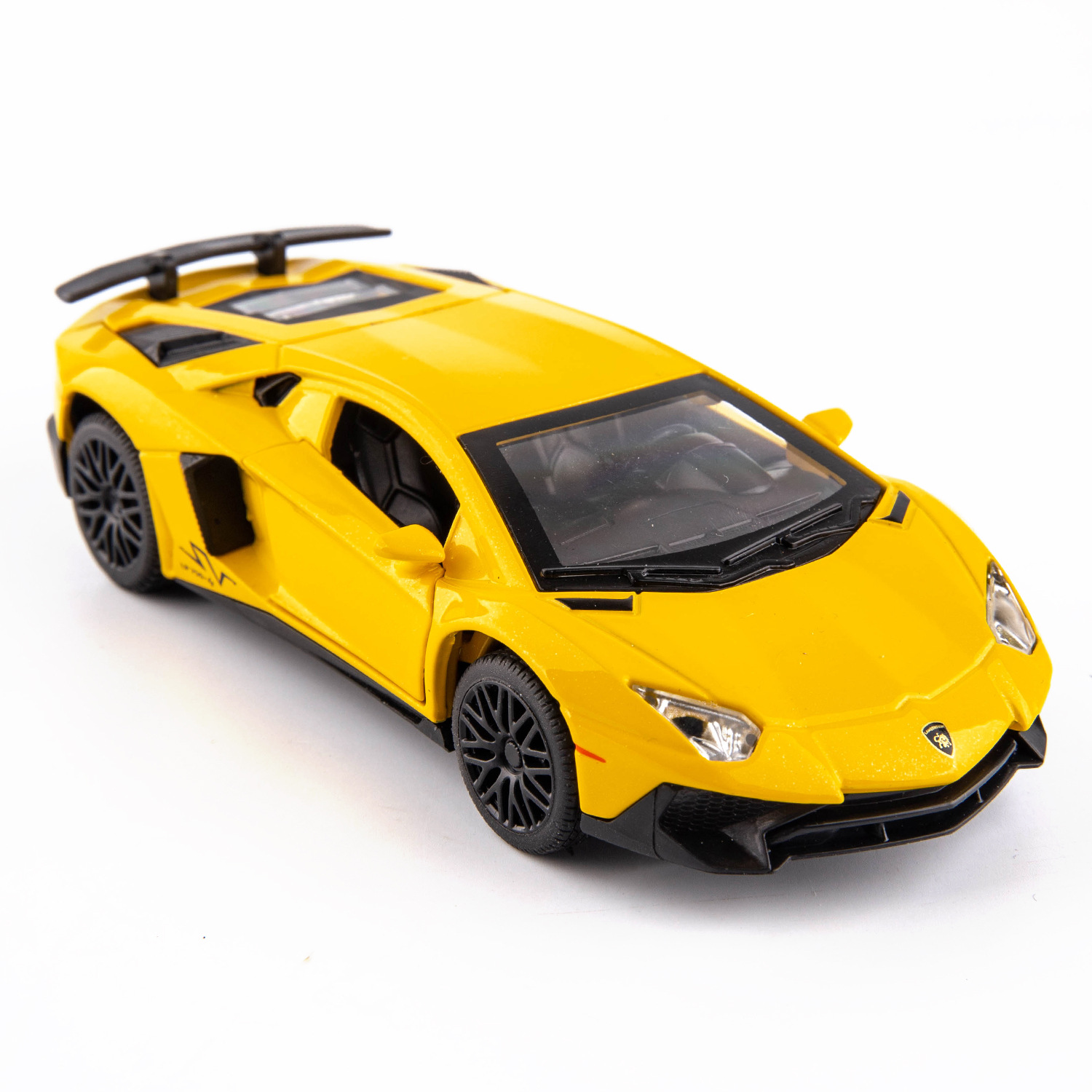 Wholesale of 1:32 car model children's alloy model boys' car simulation toy cars Item Picture