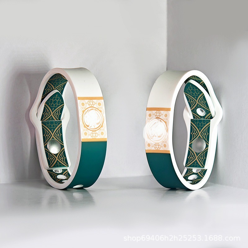 智能手环实物图