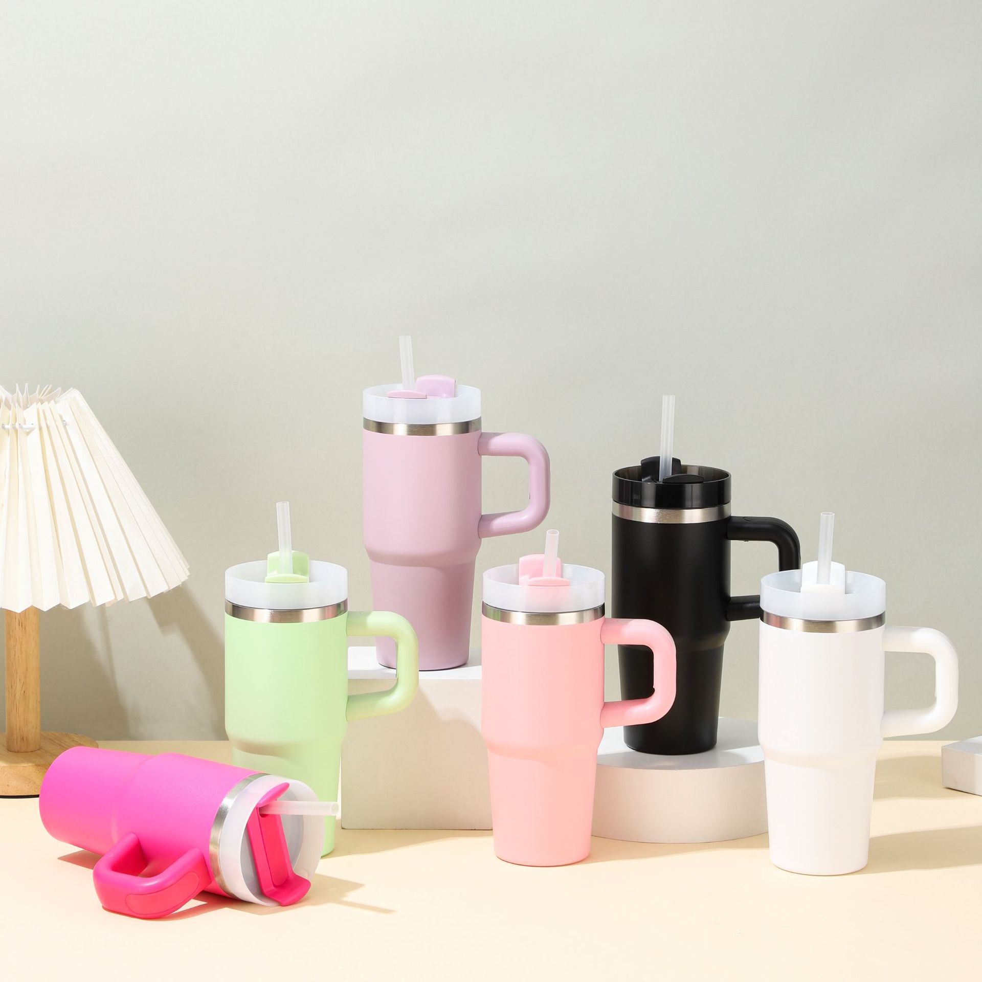 新品14oz便携吸管冰霸杯带手柄纯色汽车杯迷你真空保温杯现货批发