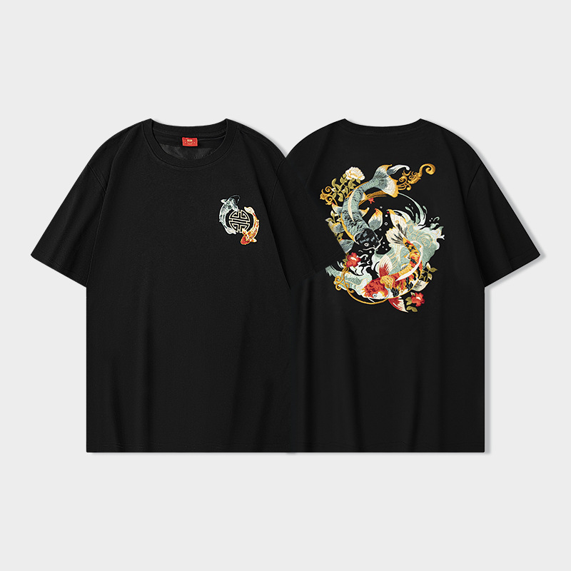 The 2026 summer new short-sleeved T-shirt for men features summer embroidery with blooming flowers and koi fish, presenting a strong national trend and a loose Chinese style Specification image