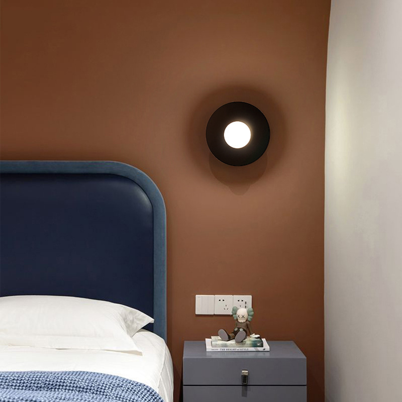 室内壁灯实物图