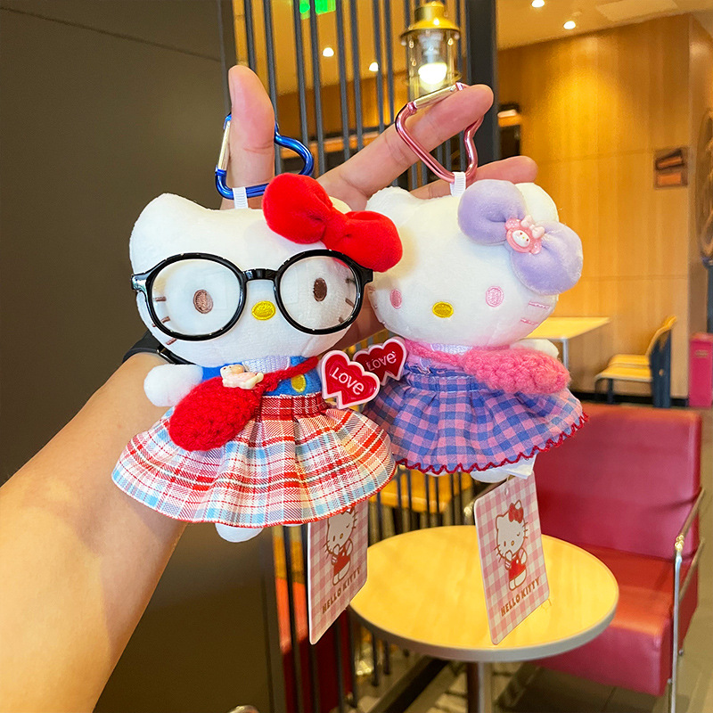 Official hellokitty bags, pendants, gifts, keychains, cute little dolls