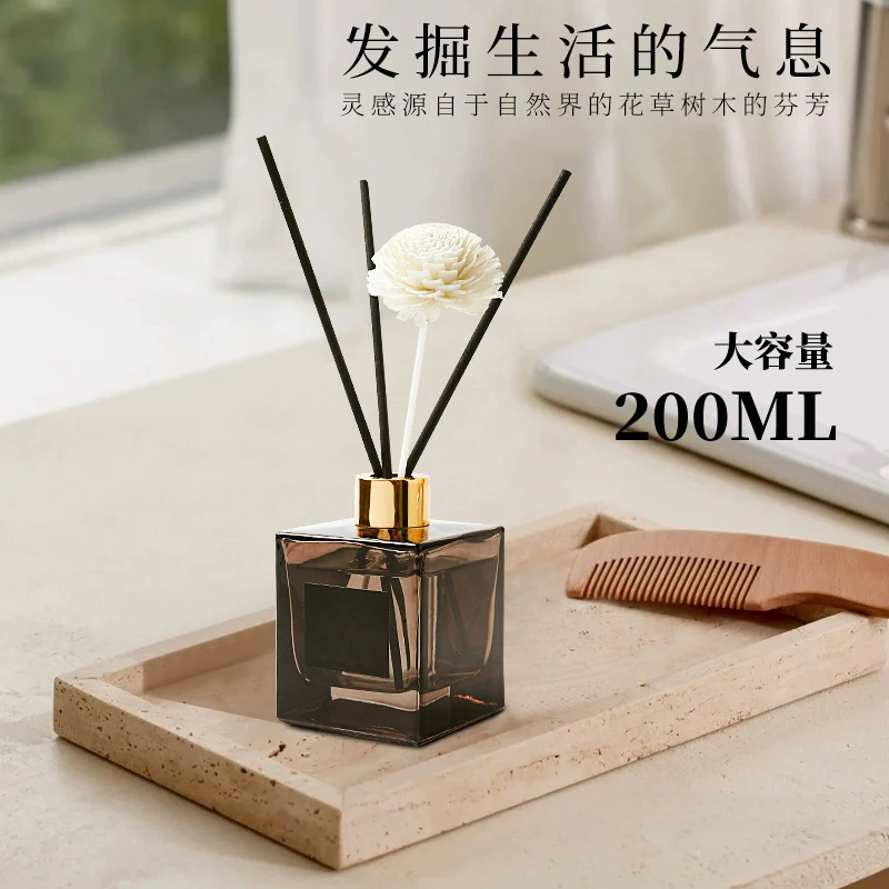 陶瓷摆件/草帽/软装饰品北欧/烛台/香薰蜡烛座产品图